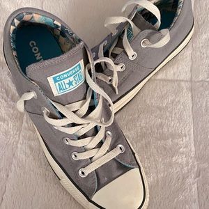 Grey converse